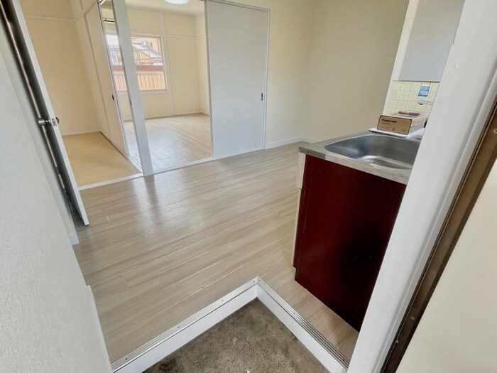 玄関 コーポ山根