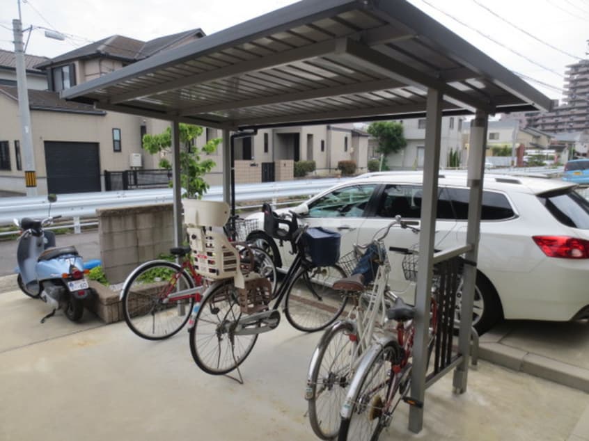 駐輪場 アルカディア永森