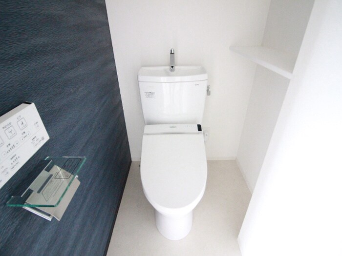 トイレ SPACE CUBE HONJIN