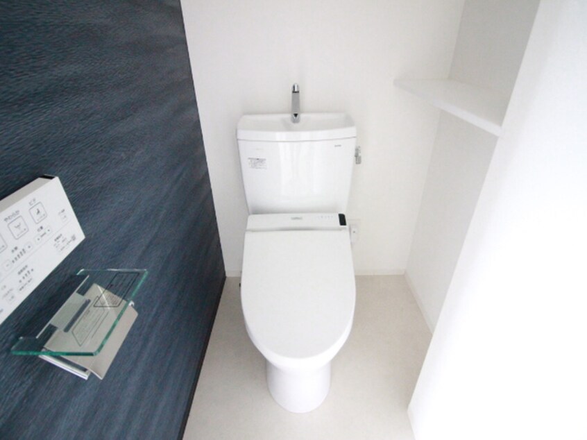 トイレ SPACE CUBE HONJIN