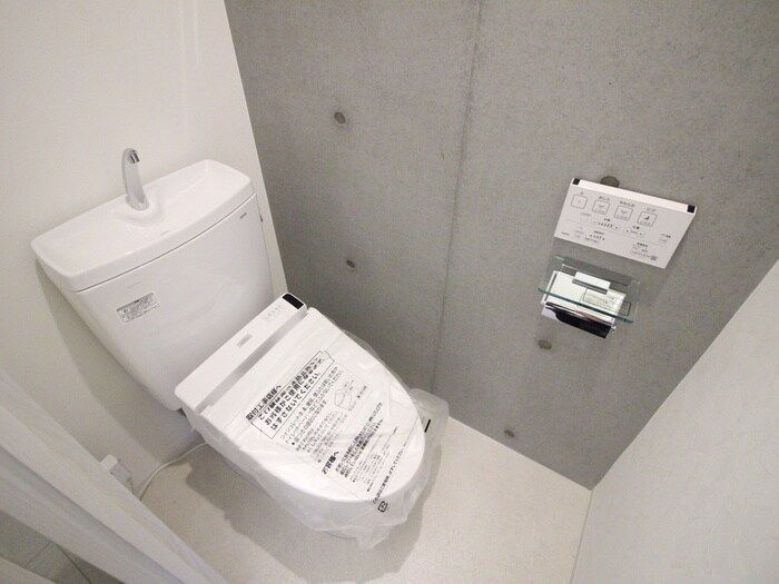 トイレ SPACE CUBE HONJIN