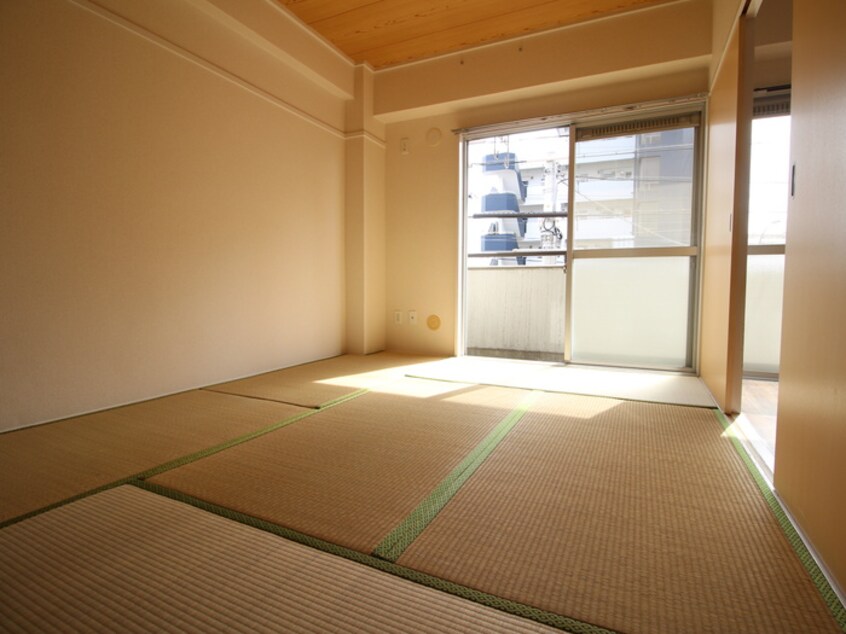 居室 鬼頭ビル