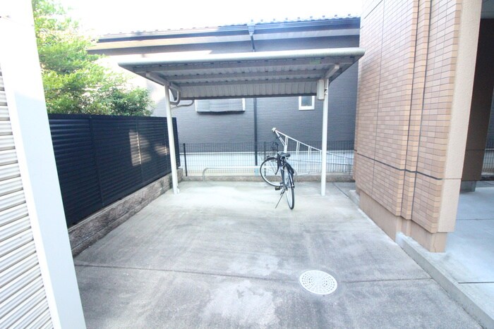 駐輪場 ペイサージュ