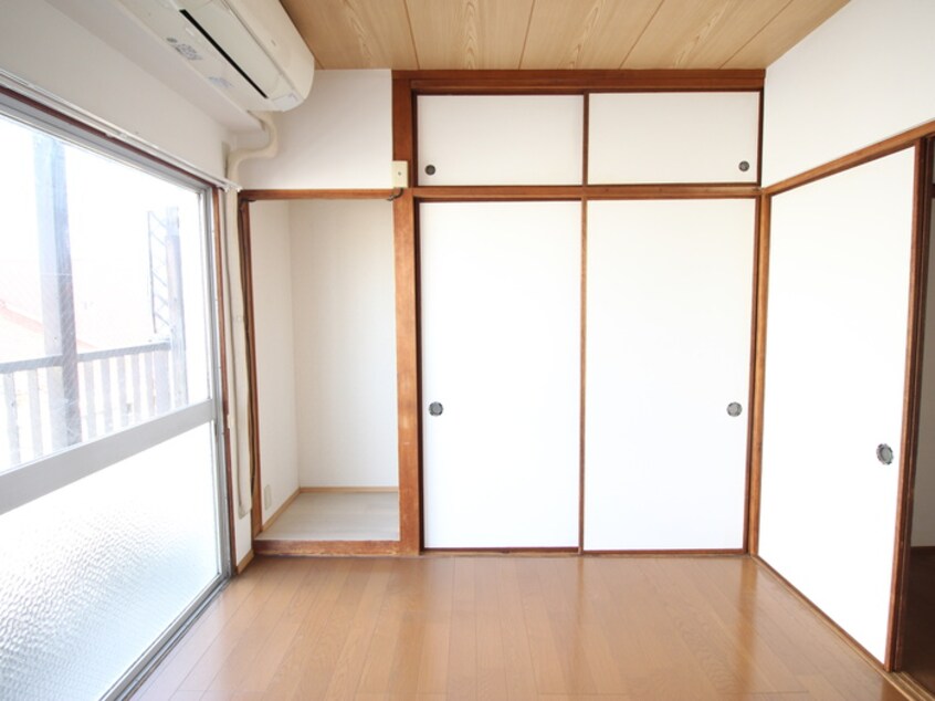 居室 近藤ビル