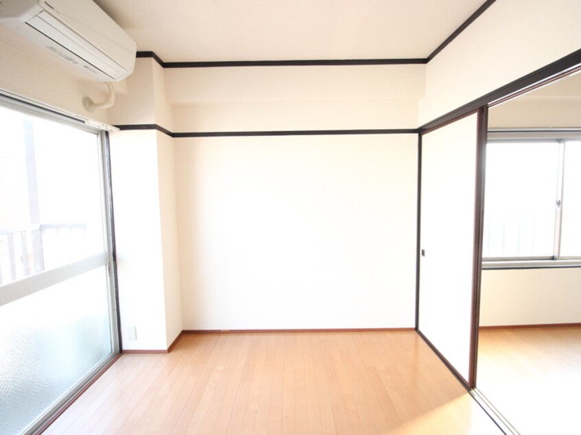 居室 近藤ビル
