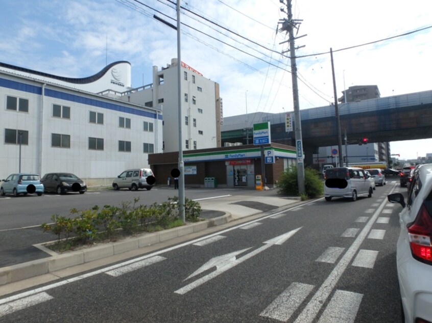 ファミリーマート 瑞穂二野町店(コンビニ)まで500m 近藤ビル