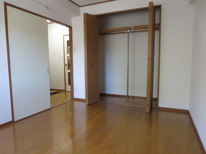 収納 エミナンス弥富ヶ丘Ｂ