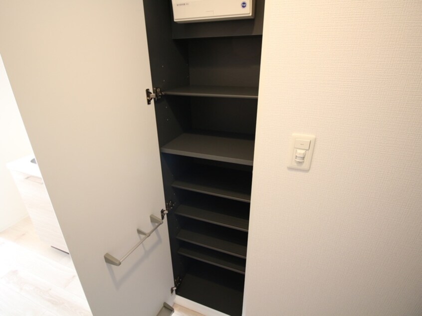 靴箱 エスリード新栄プライム（908）