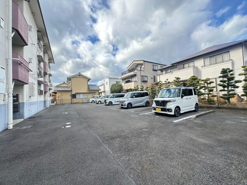 駐車場 花の木農住団地小野ハイツＡ