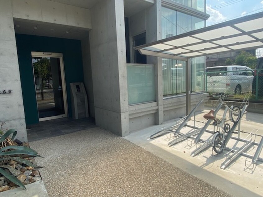 エントランス部分 Casa Largo 岩倉