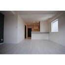 内観写真 フェニックス並木