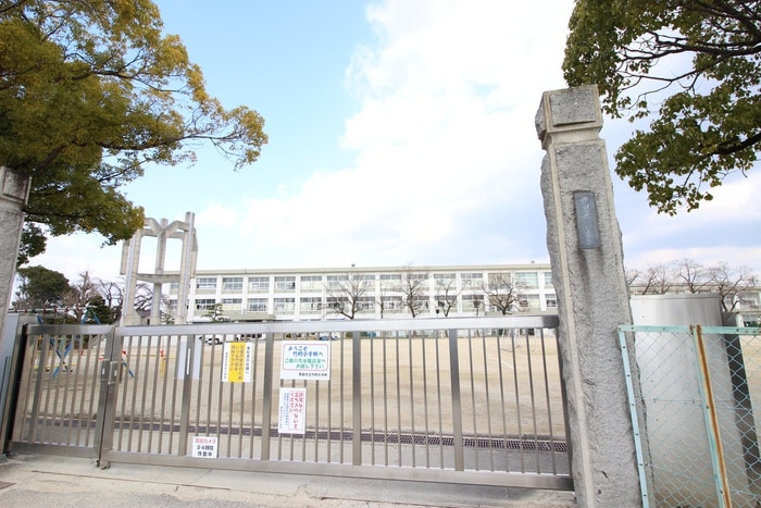 竹村小学校(小学校)まで820m 住吉ﾊｲﾂ