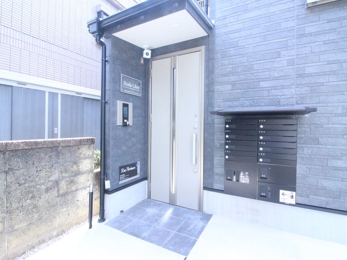 エントランス部分 ラフェスタ志賀本通