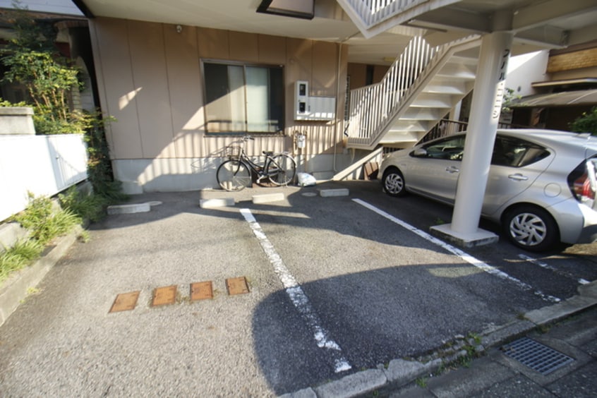 駐車場 スバルコニシ