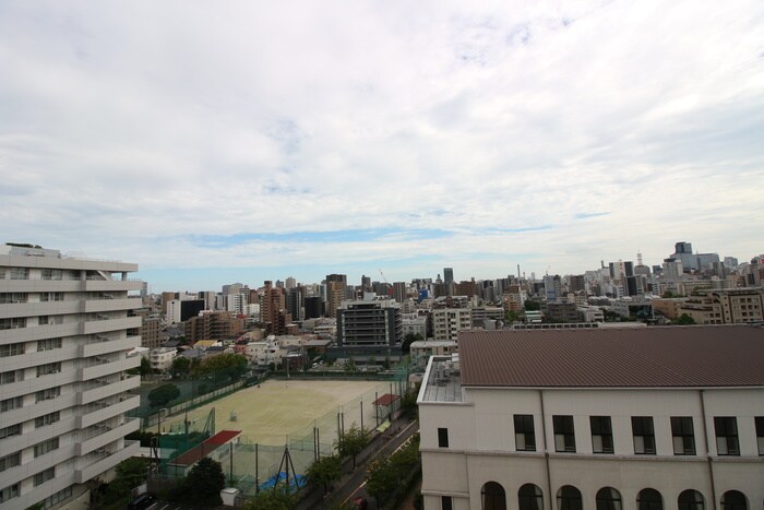 室内からの展望 リヴェ－ル白壁