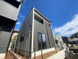 建築中