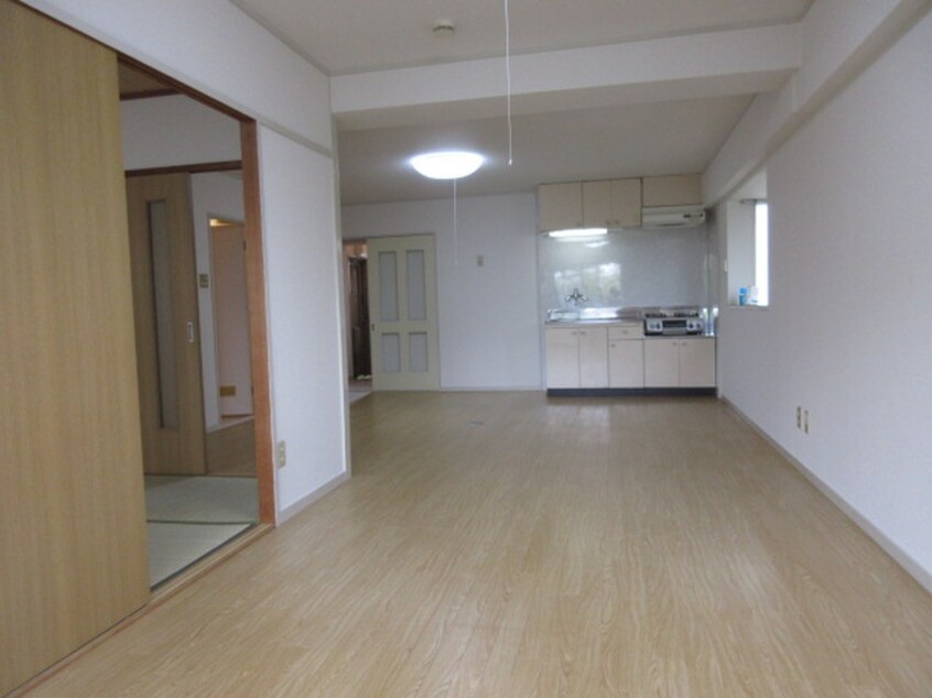 居室 ハイツ白山