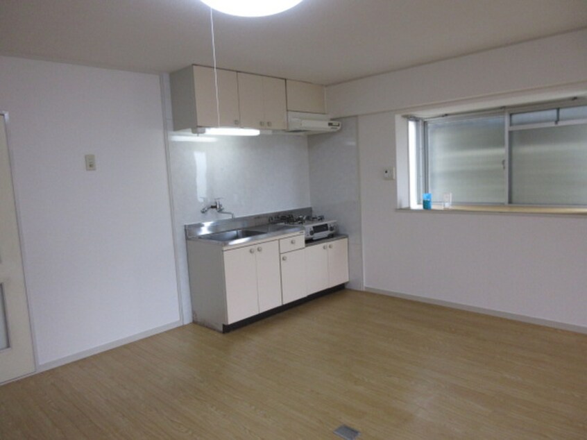 キッチン ハイツ白山