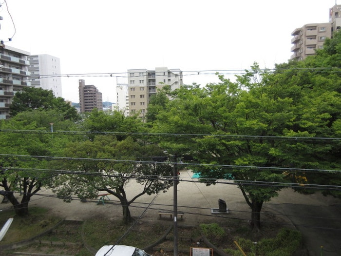 室内からの展望 ハイツ白山