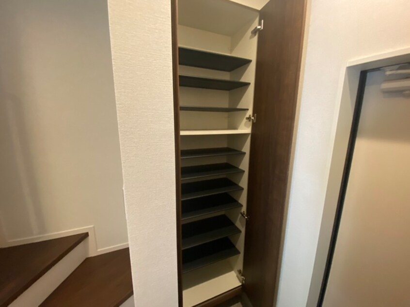 靴箱 仮）西畑戸建　B棟