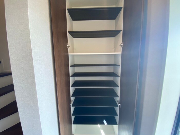 靴箱 仮）西畑戸建　C棟