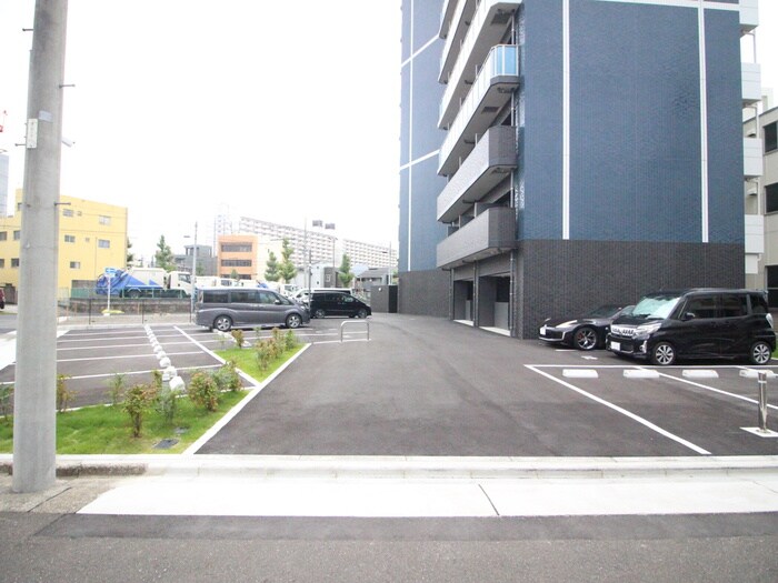 駐車場 アドバンス名古屋シュテルン