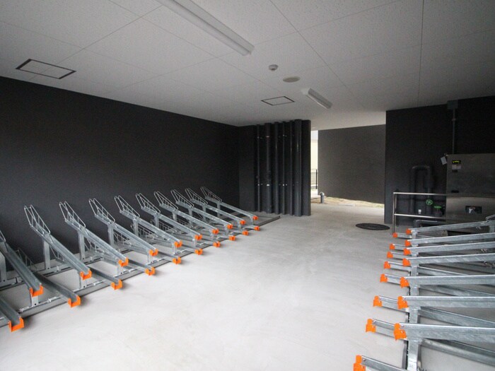 駐輪場 アドバンス名古屋シュテルン