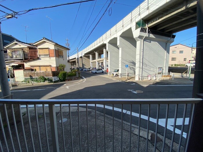 室内からの展望 第2八千代コーポ