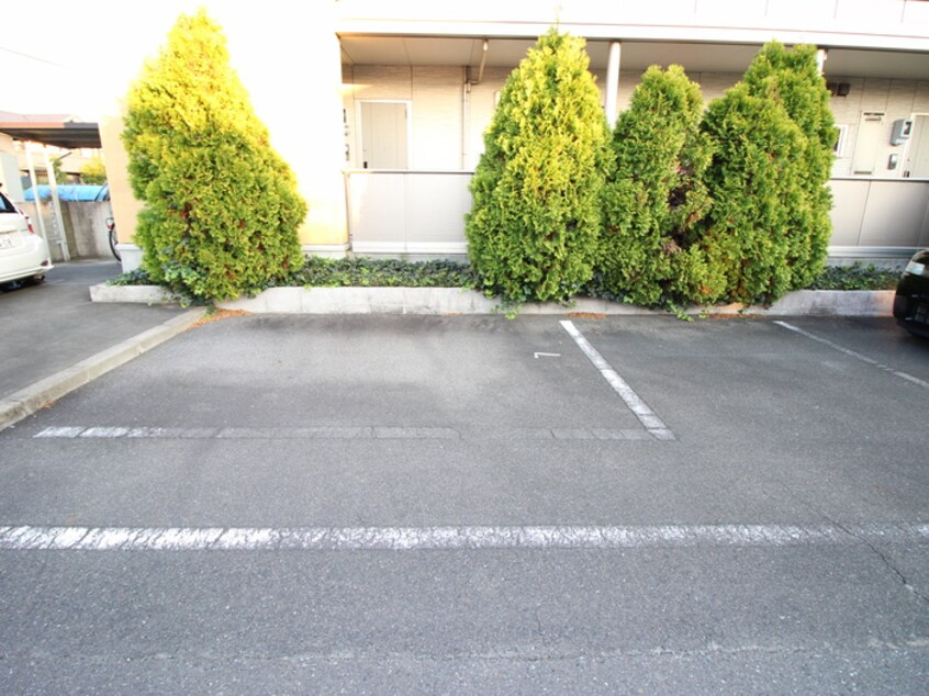 駐車場 レセンテＡ