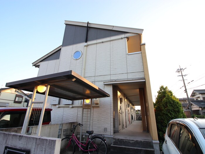 エントランス部分 レセンテＡ