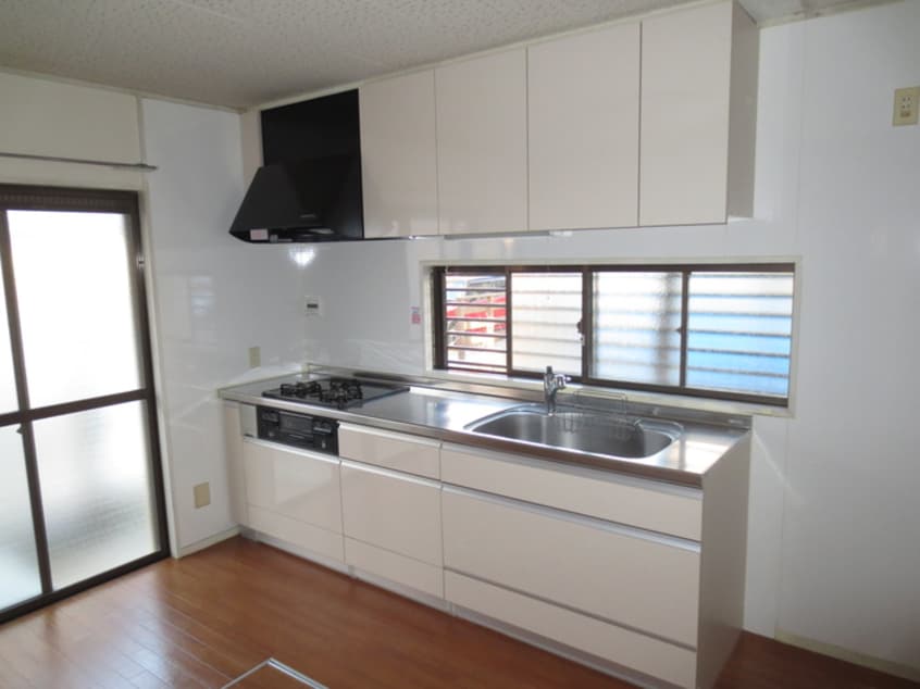 キッチン 稲熊町後田貸家