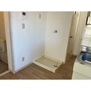 洗濯機置場 クオーレ稲島