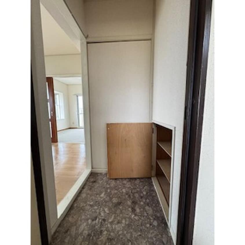 廊下 クオーレ稲島