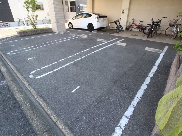 駐車場 ＩＨＫ天塚Ⅱ