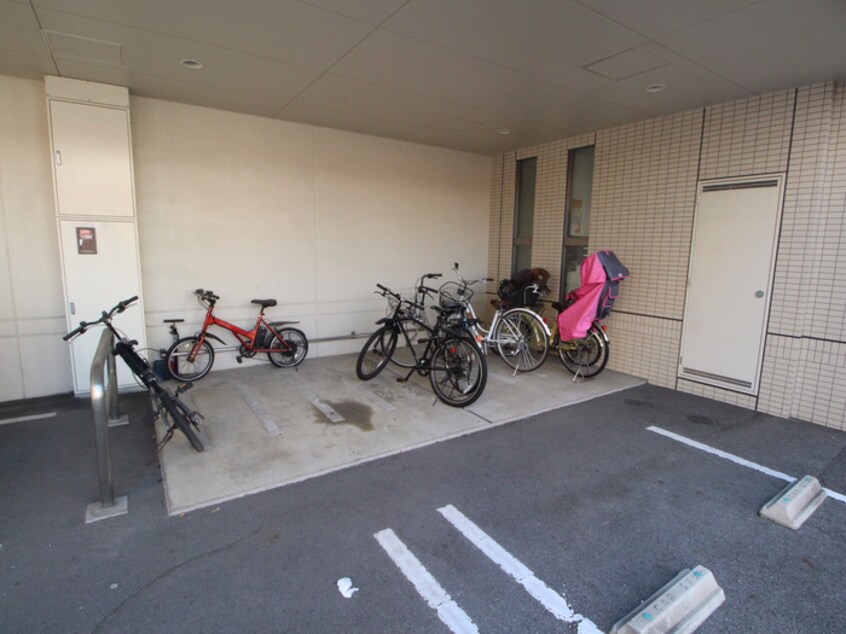 駐輪場 ＩＨＫ天塚Ⅱ