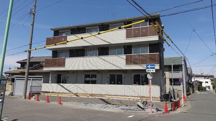 外観写真 ルーチェ・ブリラーレ