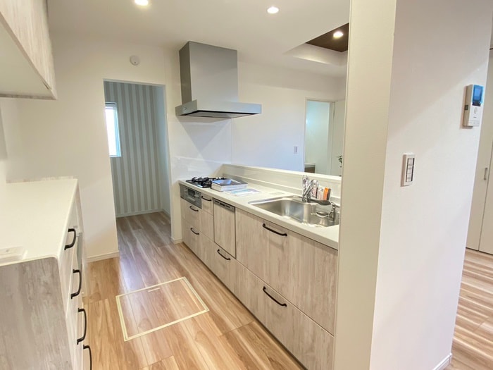 キッチン ﾘｰﾌﾞﾙﾌｧｲﾝ尾張旭市東本地ケ原町8