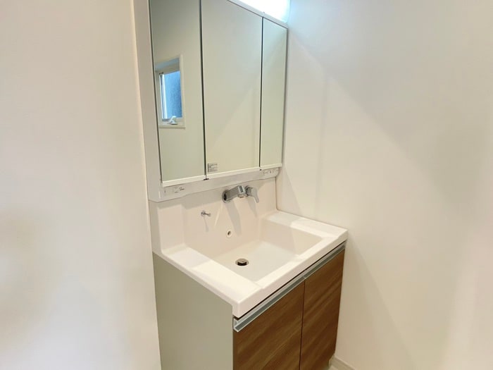 洗面 ﾘｰﾌﾞﾙﾌｧｲﾝ尾張旭市東本地ケ原町8