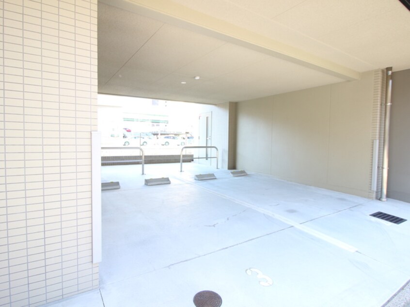 駐車場 ルーエ金山