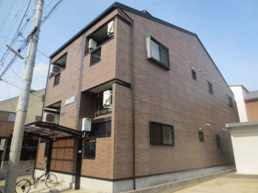 外観写真 ファミールエス