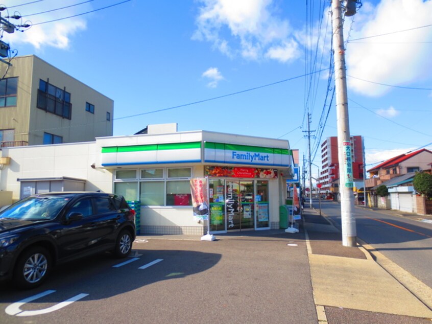 FamilyMart　杉村一丁目店(コンビニ)まで220m ファミールエス