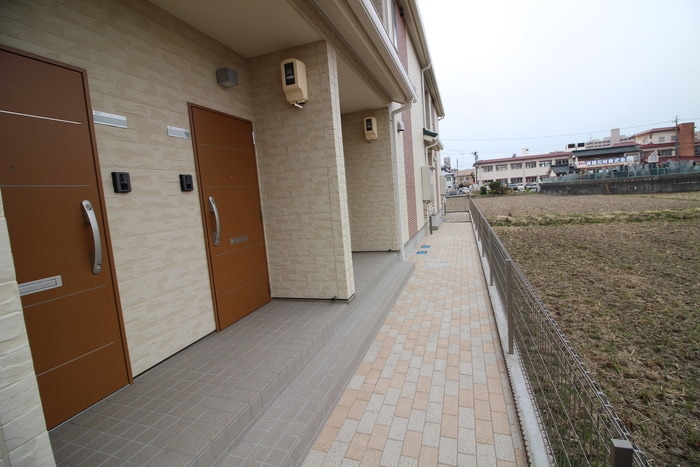 エントランス部分 リーブル　Ｅｌｅｖｅｎ