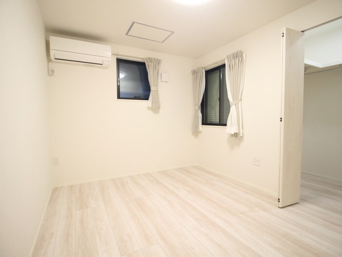 居室 フレスト塩釜口　B