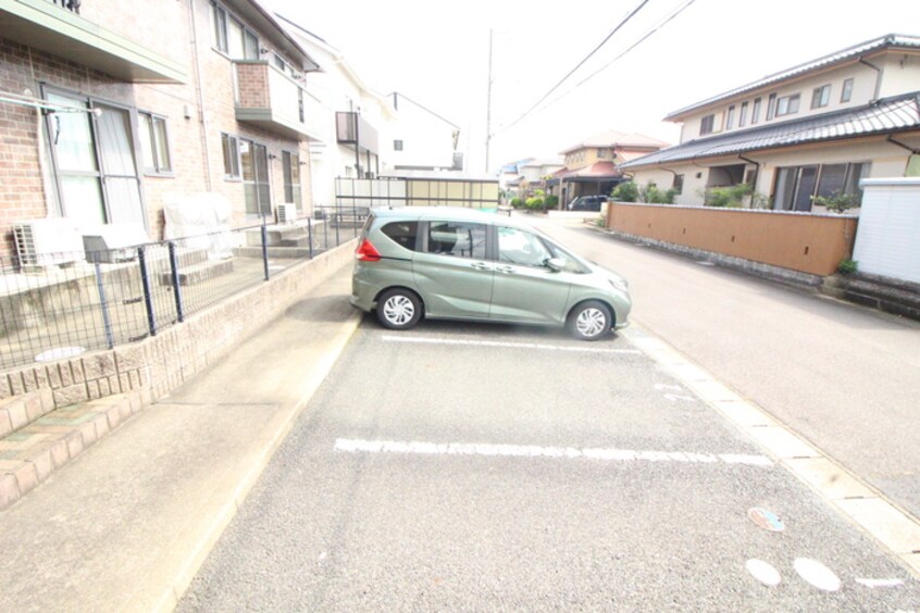 駐車場 メルベーユ・ボヌールC棟