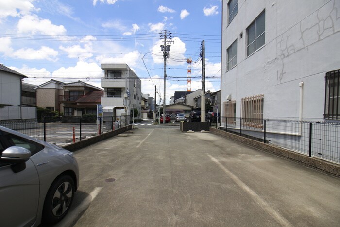 駐車場 カルティエ　アラタマ