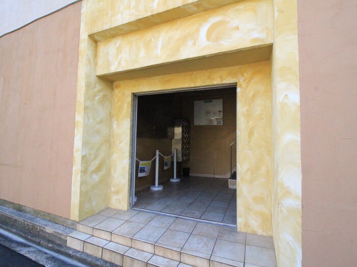 エントランス部分 今池七福ビル