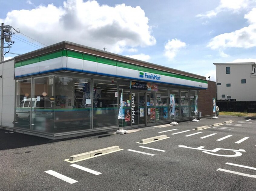 ファミリーマート如意３丁目店(コンビニ)まで500m コーポ安藤