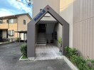 エントランス部分 ファミ－ルＮ