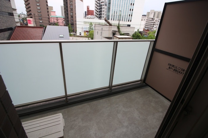 ベランダ・バルコニー ディアレイシャス泉