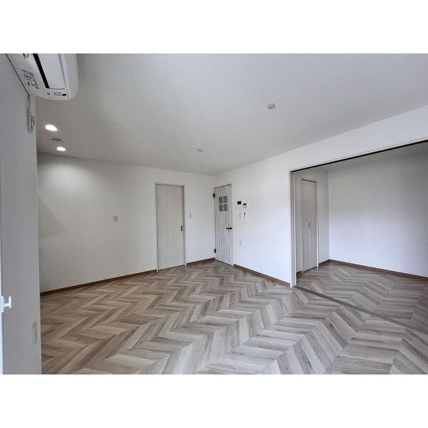 居室 ilusion中村日赤